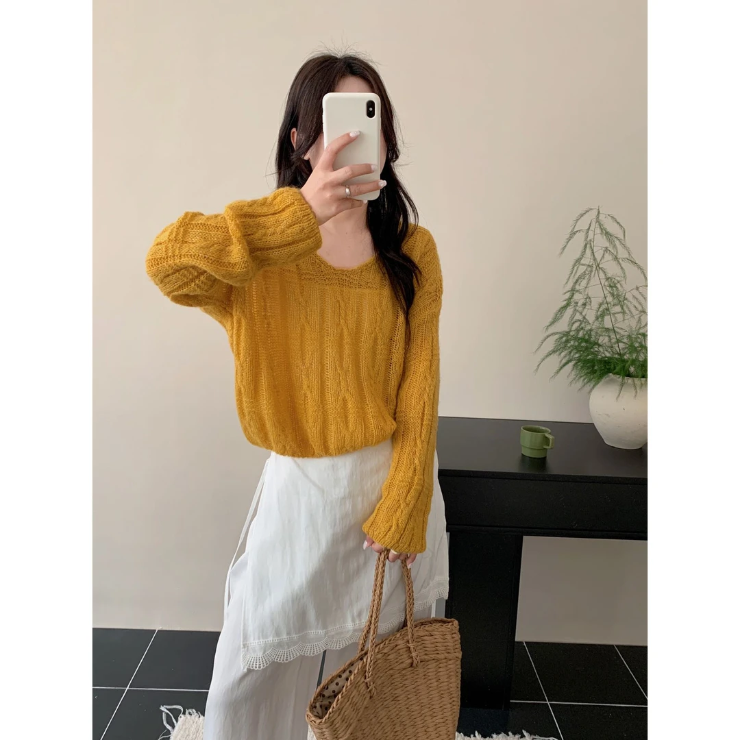 欧货2025秋季新款时髦气质慵懒风日常百搭圆领长袖针织上衣女