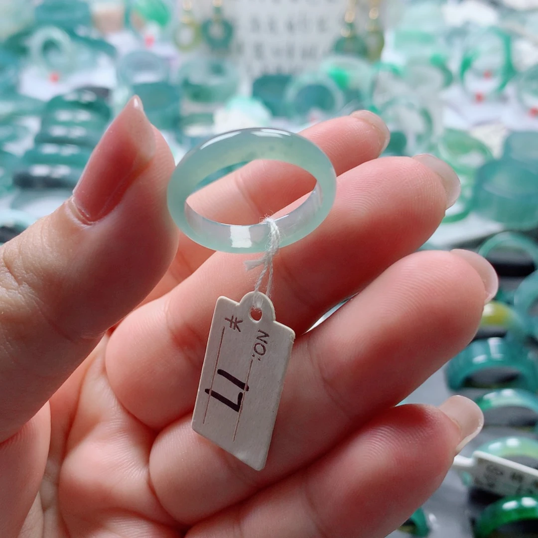 翡翠戒指未镶嵌戒指