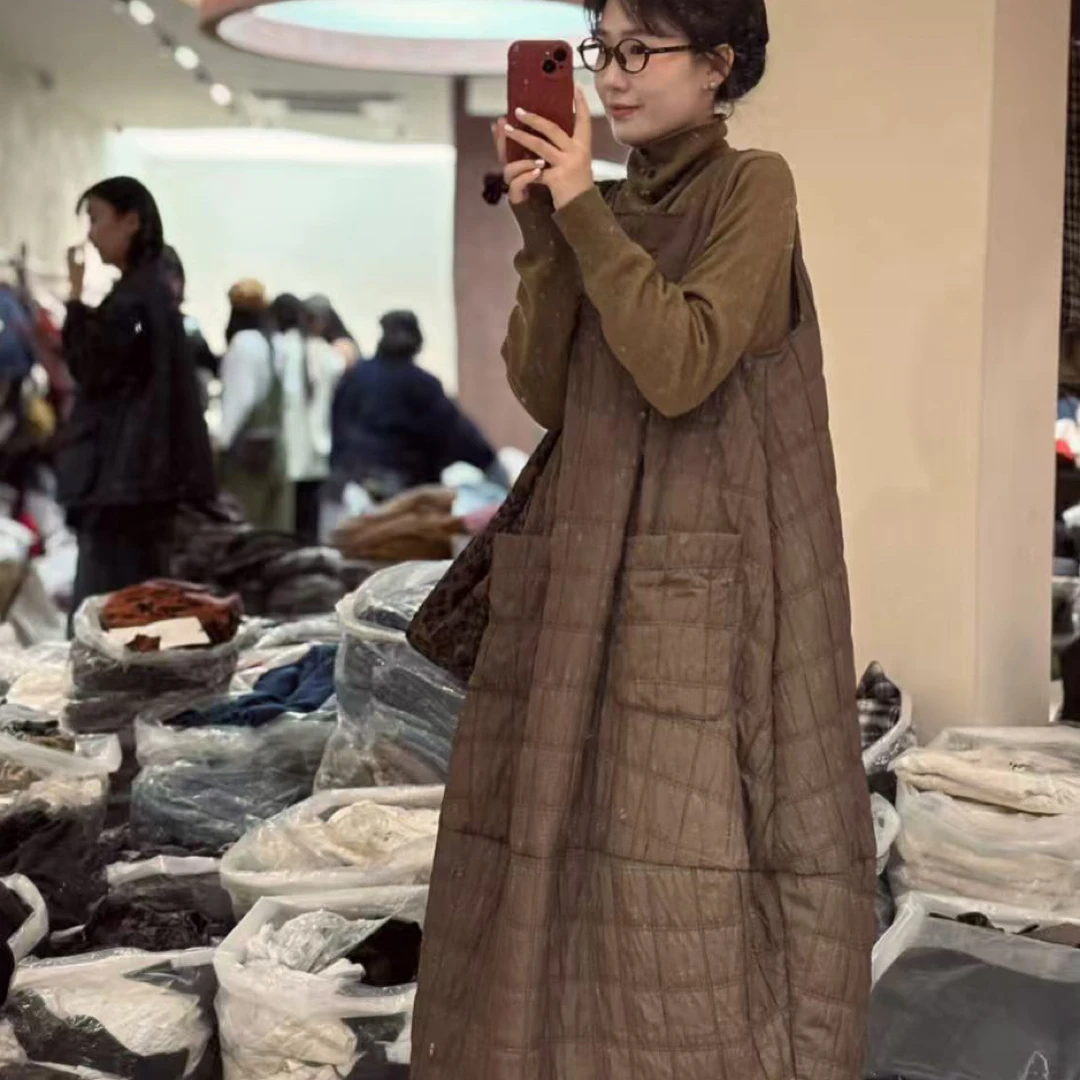 秋冬复古时尚棉服马甲气质褶皱纯色设计