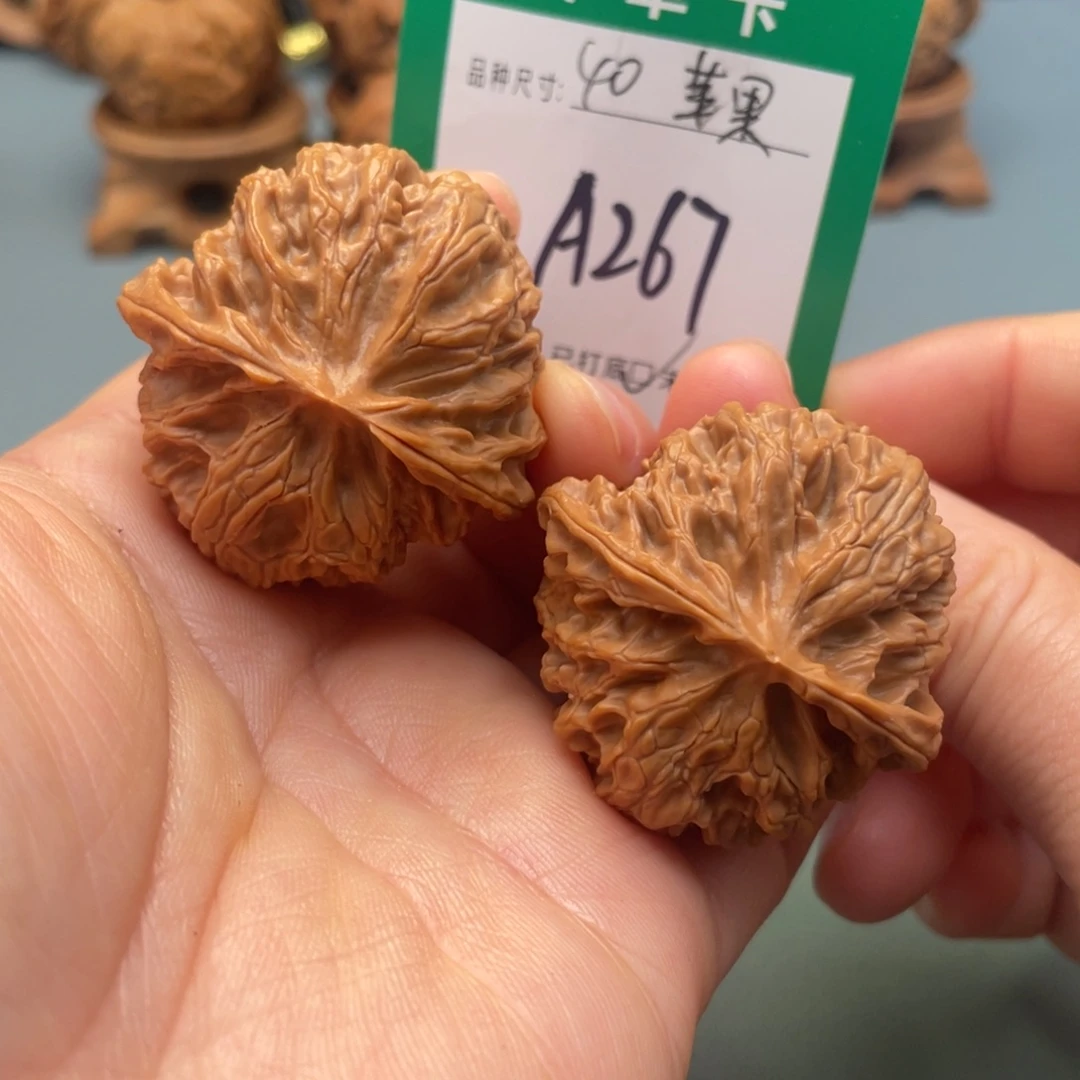 桃核把件文玩核桃