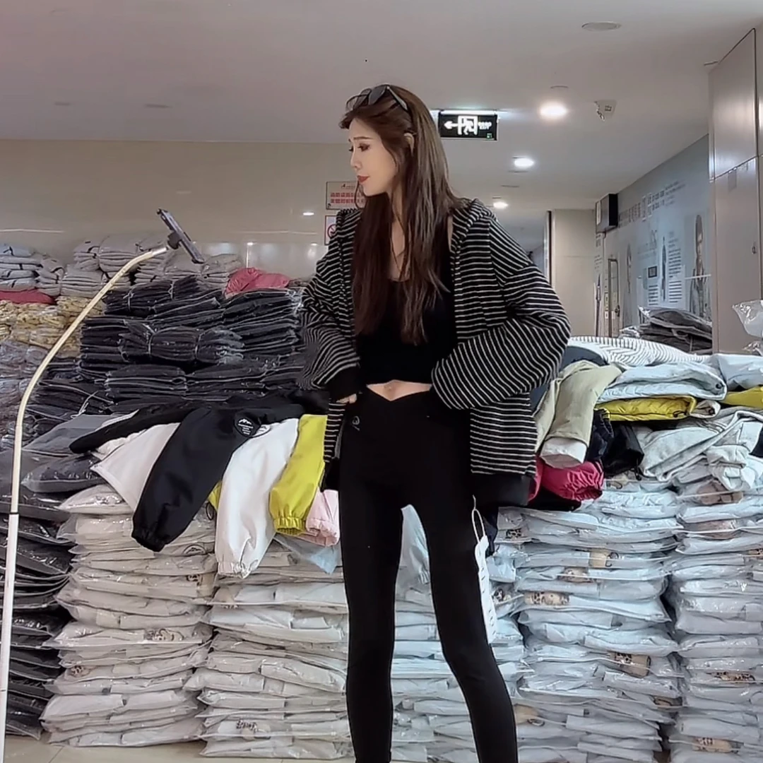 【柒汐】推荐秋冬美式条纹加绒连帽外套9631