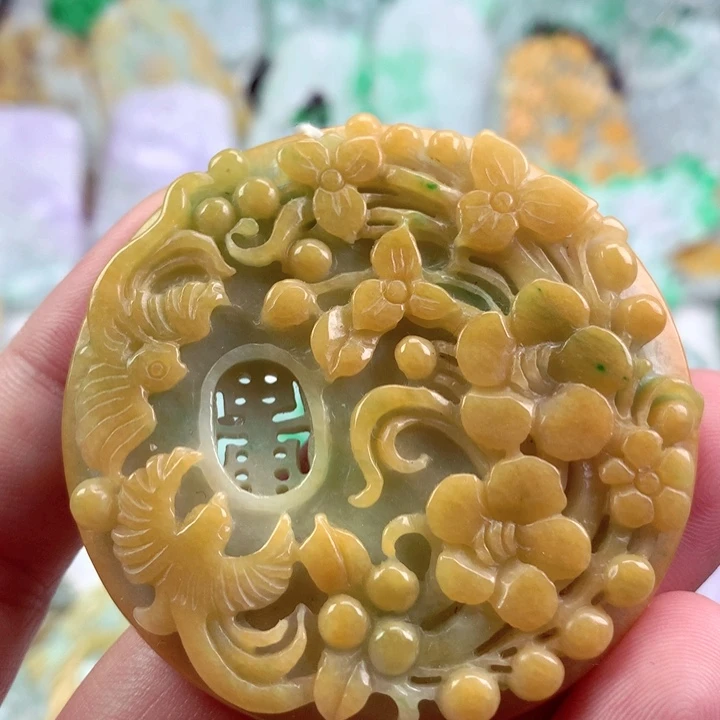 吊坠(不含链)未镶嵌翡翠