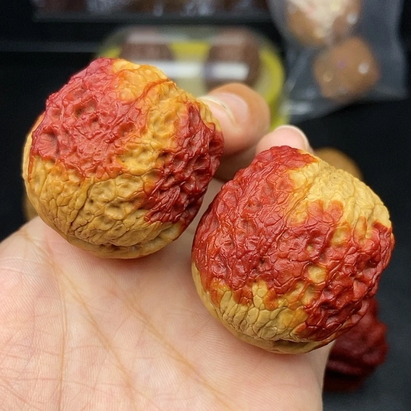 【闪购商品】把件文玩核桃40尺牡丹绣球55.6克