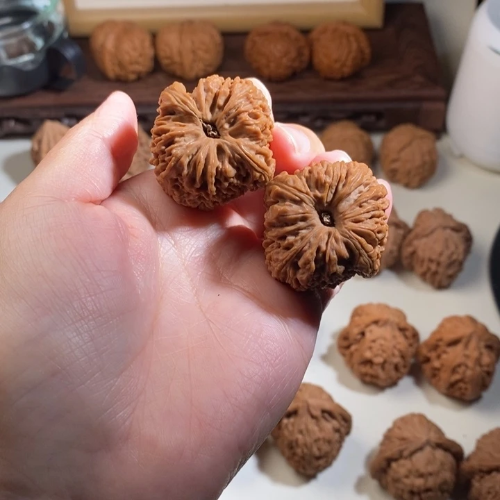 文玩核桃吊坠36全品南疆石