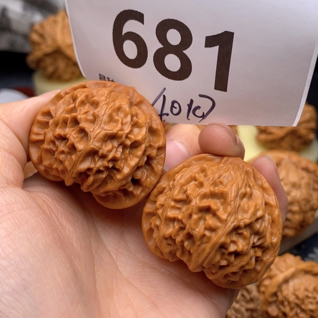 文玩核桃把件681高40灯