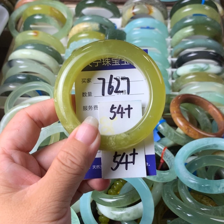 未镶嵌蛇纹石玉手镯7627