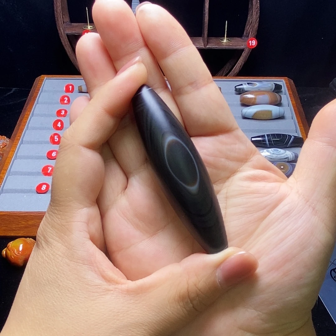 同***尘玛瑙/玉髓未镶嵌颈饰