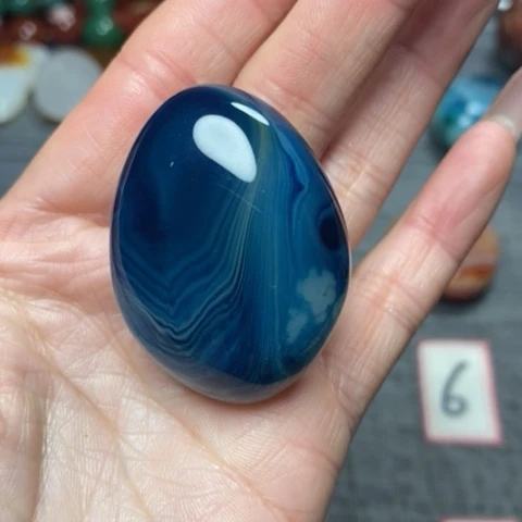 玛瑙/玉髓珠宝奇石未镶嵌青**腿
