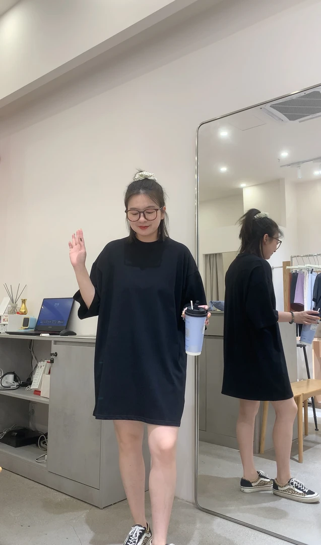 韩版设计纯色后背分割线大宽中长休闲T恤