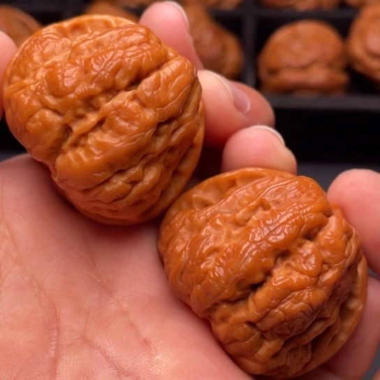 文玩核桃把件秦岭山脉核桃