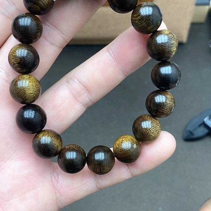 沉香沉香碎屑海南野生莺歌绿42