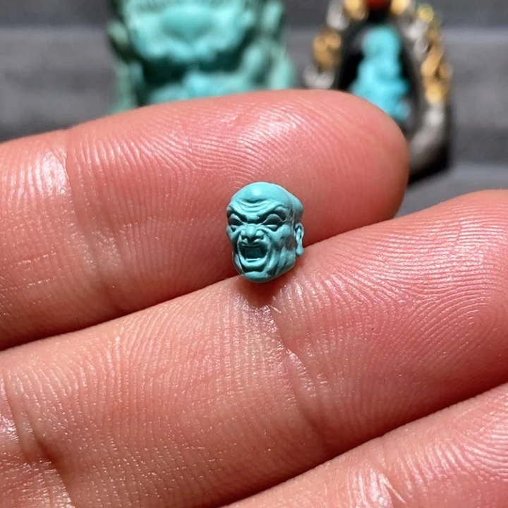 绿松石颈饰未镶嵌