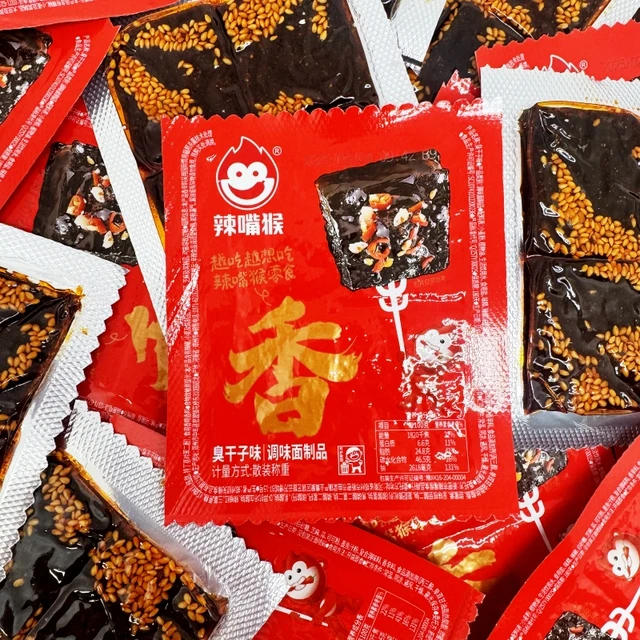 辣嘴猴香辣干子辣片辣条臭干子儿时怀旧休闲经典麻辣零食小吃即食
