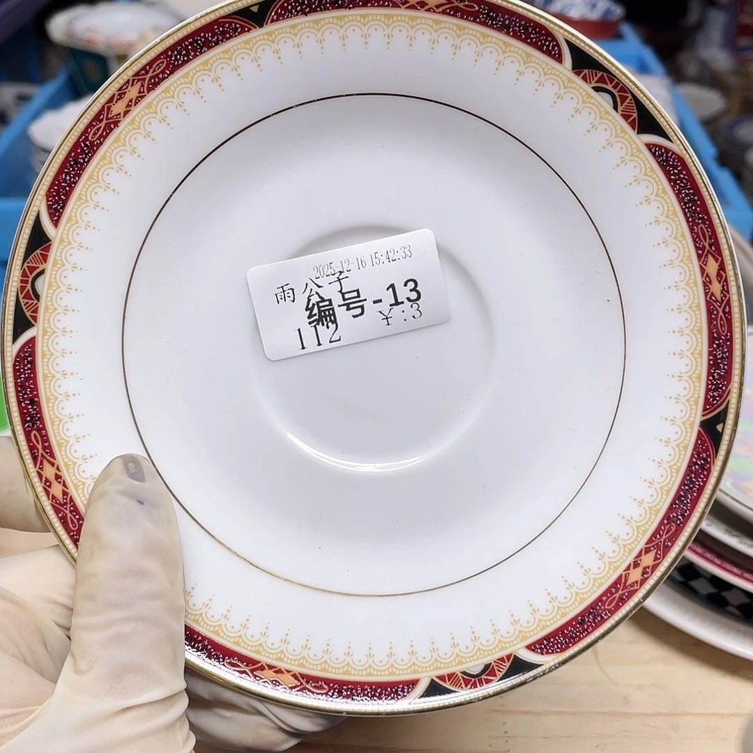 雨***子鹿屋家的美丽瓷器呀