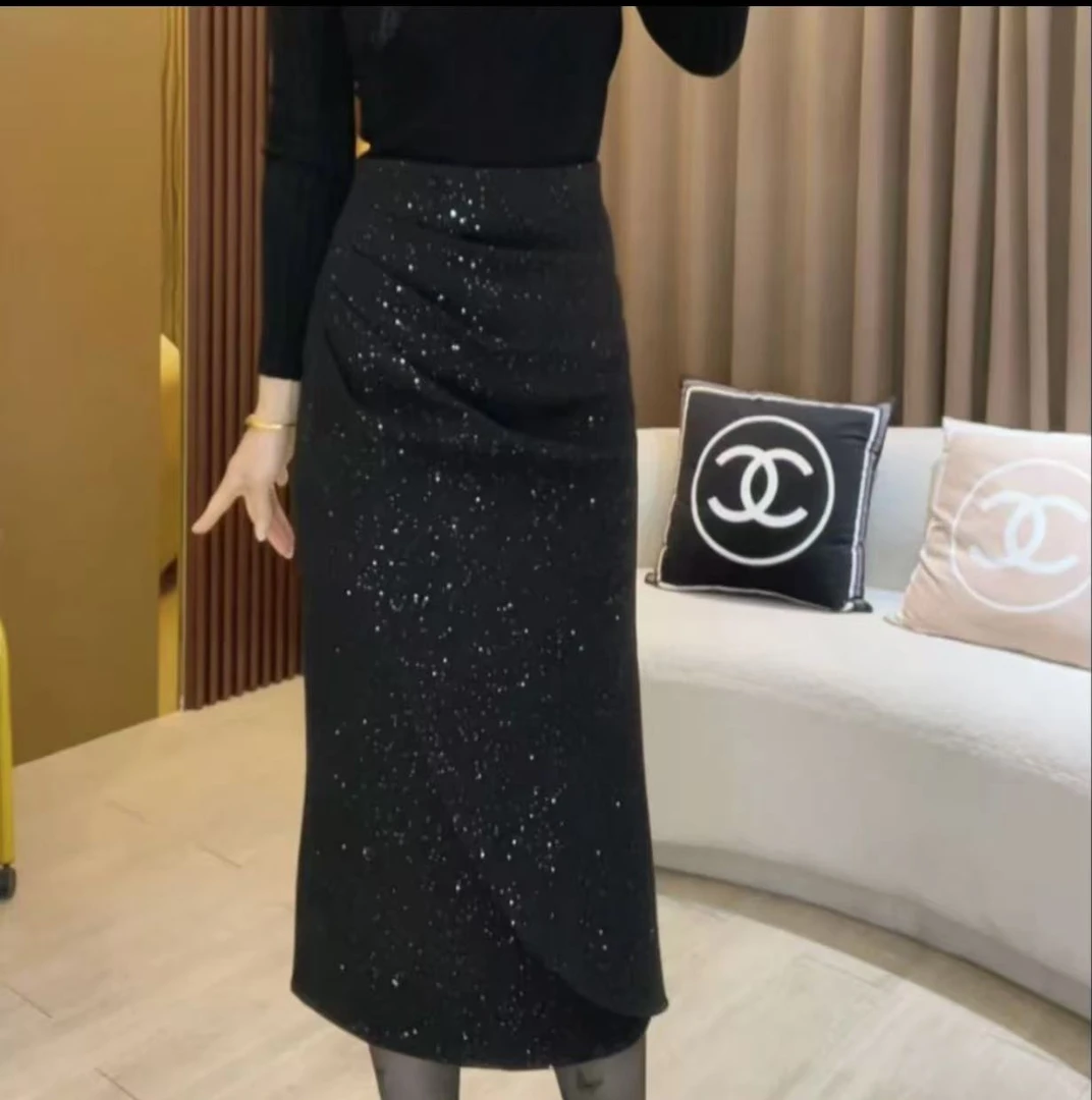 2024冬季新款设计感不规则褶皱亮闪高腰遮肉显瘦毛呢半身裙