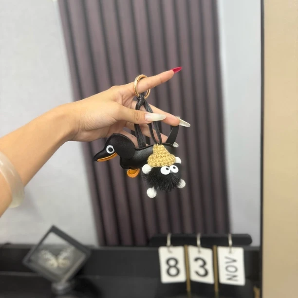 可爱水貂毛小煤球汽车钥匙扣挂件网红毛绒书包包挂饰礼物包包挂件