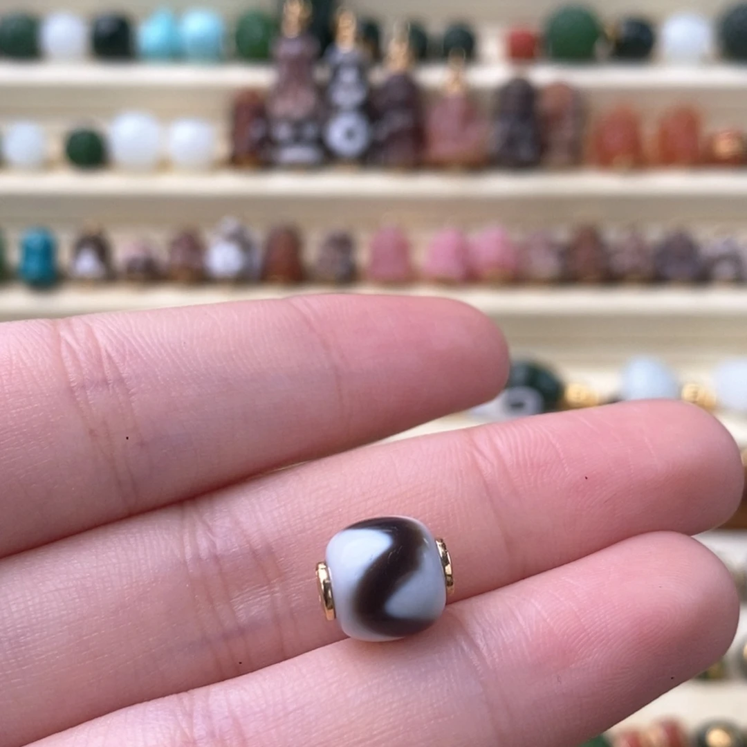 玛瑙/玉髓18K金镶嵌颈饰