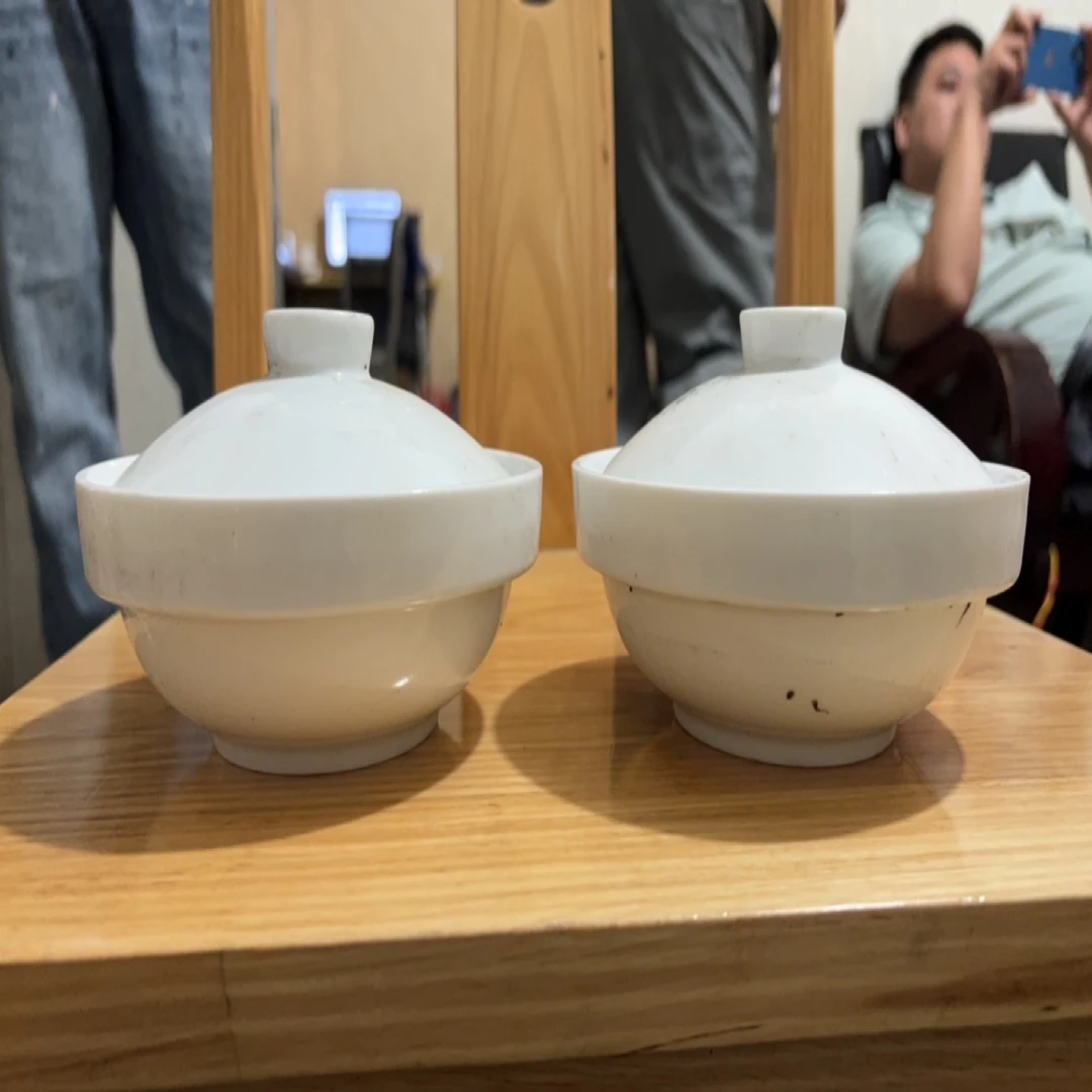 景德镇陶瓷护边和合器2只