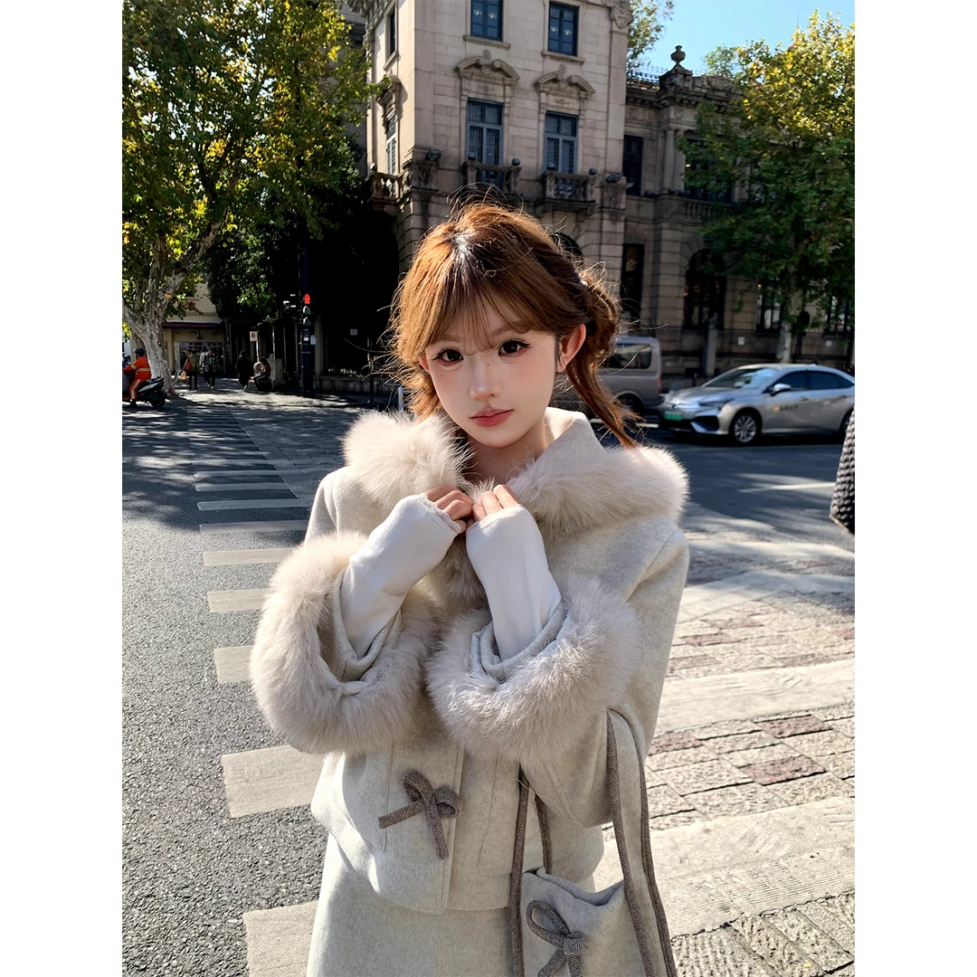 富家千金风连帽短款半身裙两件套女冬小香风套装54PWF44836