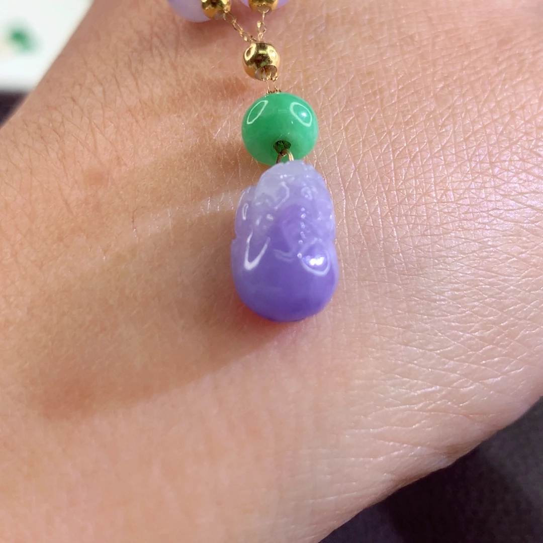 翡翠18K金镶嵌颈饰翡翠