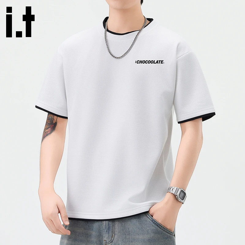 i.t:CHOCOOLATE男士简约短袖t恤2025年夏季薄款宽松百搭印花上衣