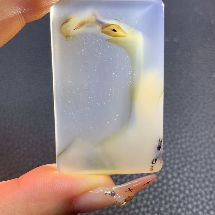 M***M玛瑙/玉髓未镶嵌颈饰