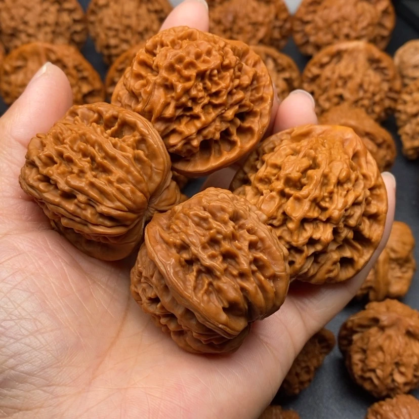 【闪购商品】文玩核桃把件我****惹核桃