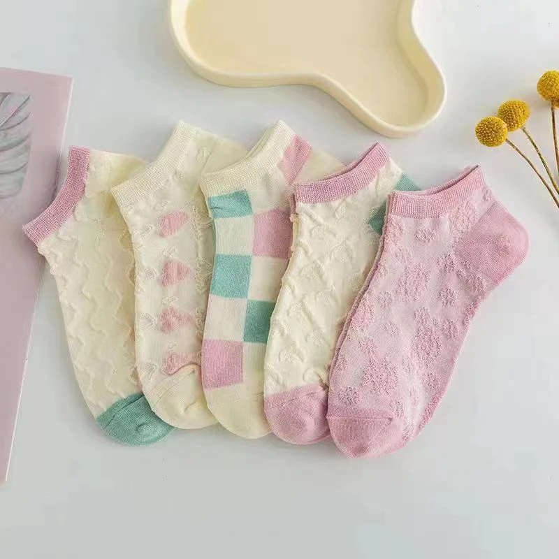小清新袜子女短筒袜ins潮粉色小花韩版可爱薄款透气袜