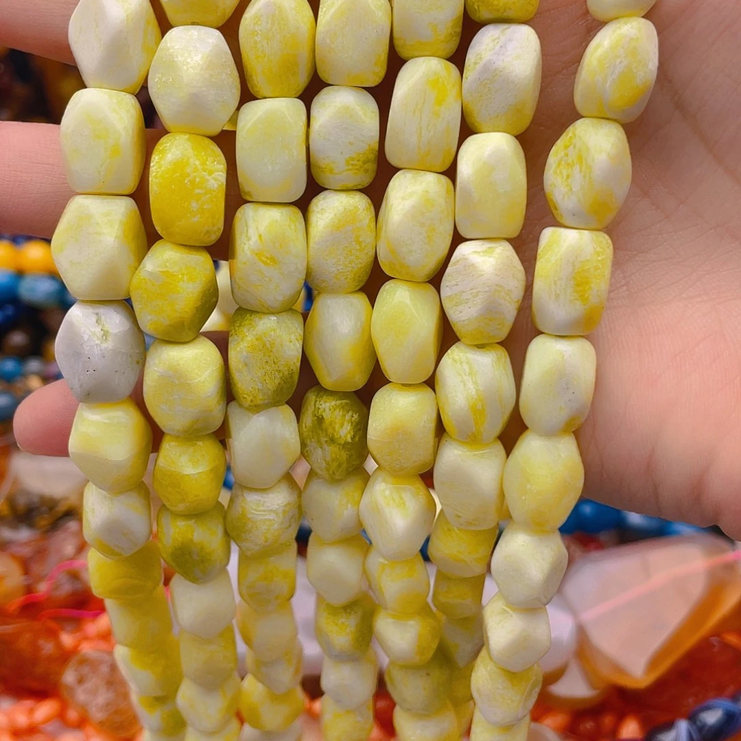 玛瑙/玉髓珠宝半成品未镶嵌菜花玉卡10*13