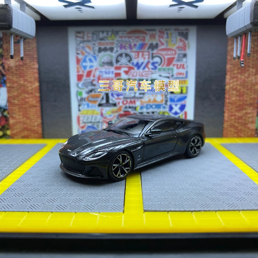 MINI GT 1:64 #1008 阿斯顿马丁 DBS 灰色 仿真合金汽车模型摆件