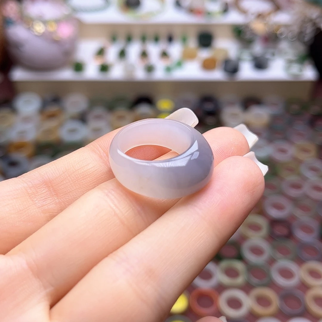 和田玉戒指未镶嵌17.4一口葡萄紫馒头