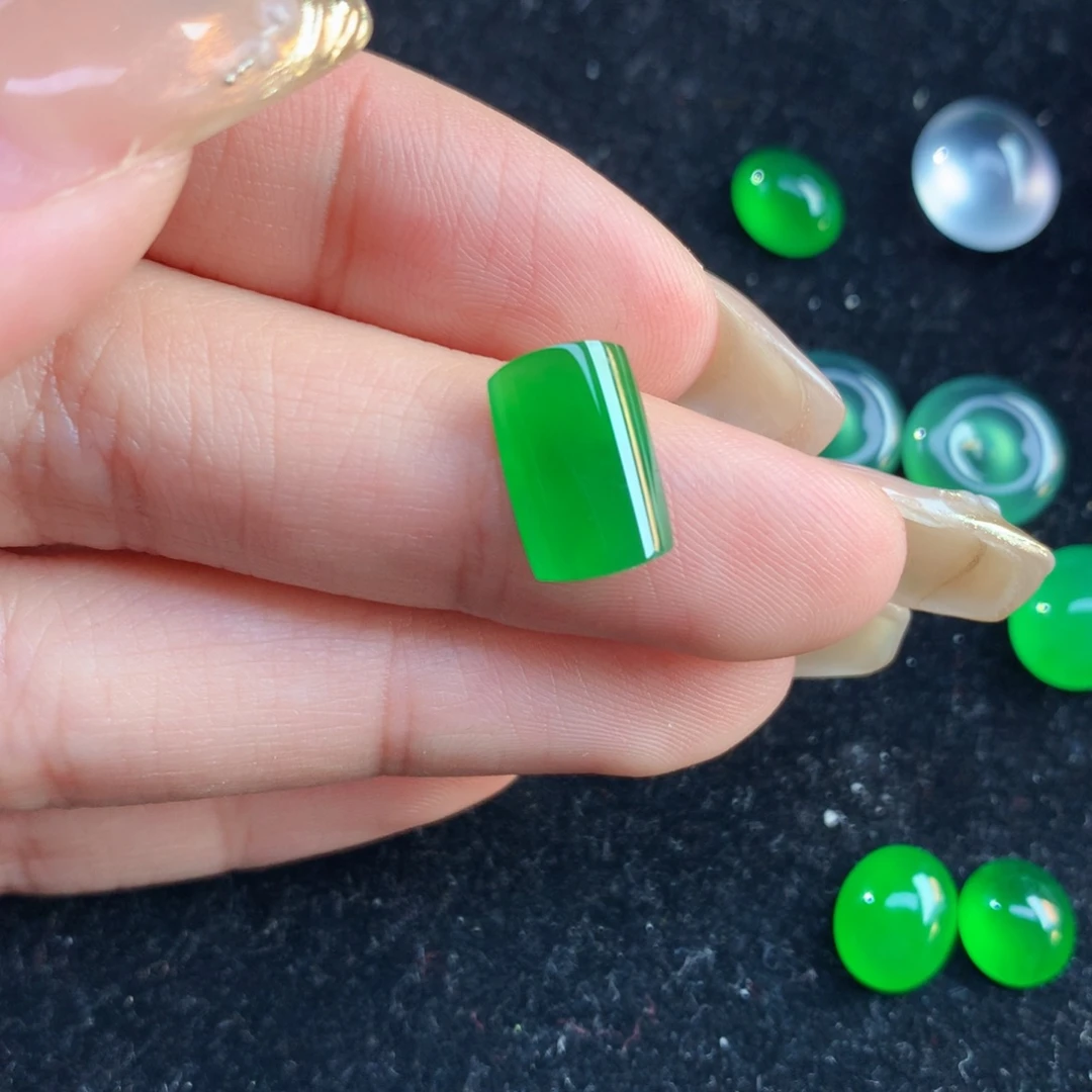 翡翠裸石11.28/7.37/3