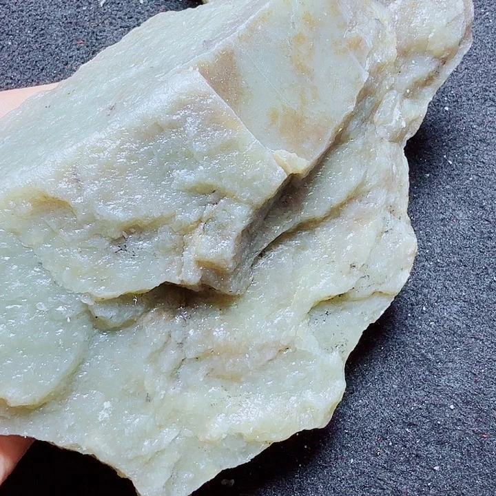 未镶嵌和田玉（糖玉）珠宝半成品
