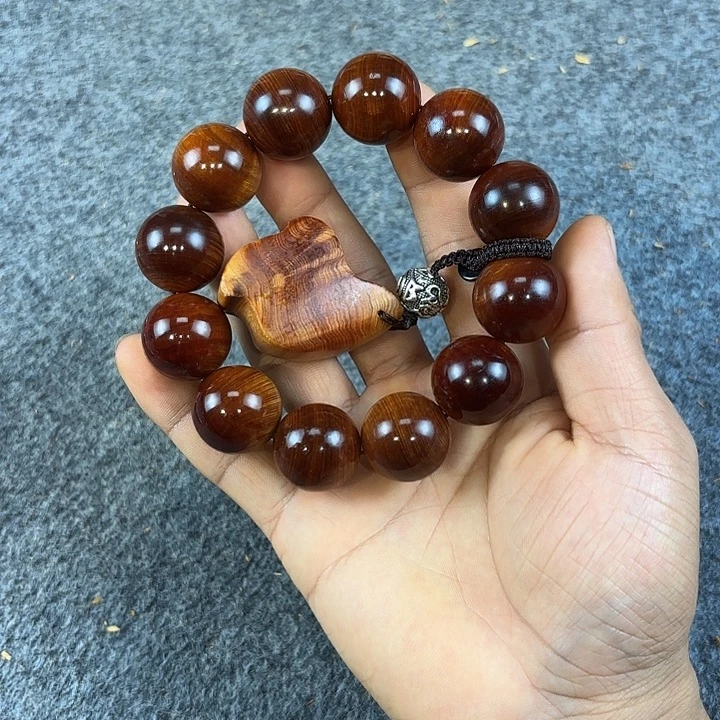 崖柏2.0凤血金精品串