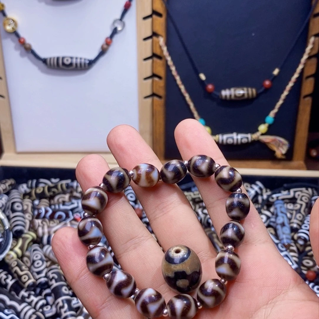 玛瑙/玉髓吊坠(赠链)未镶嵌山***景