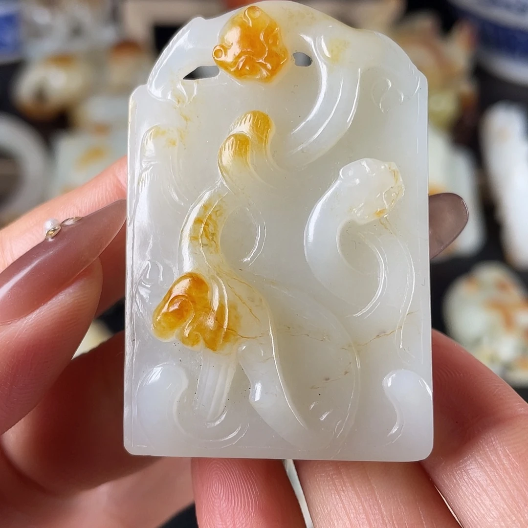 和田玉（糖玉）未镶嵌珠宝奇石