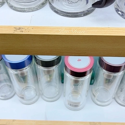 万象品牌ﻬ****Mv171L、酒红