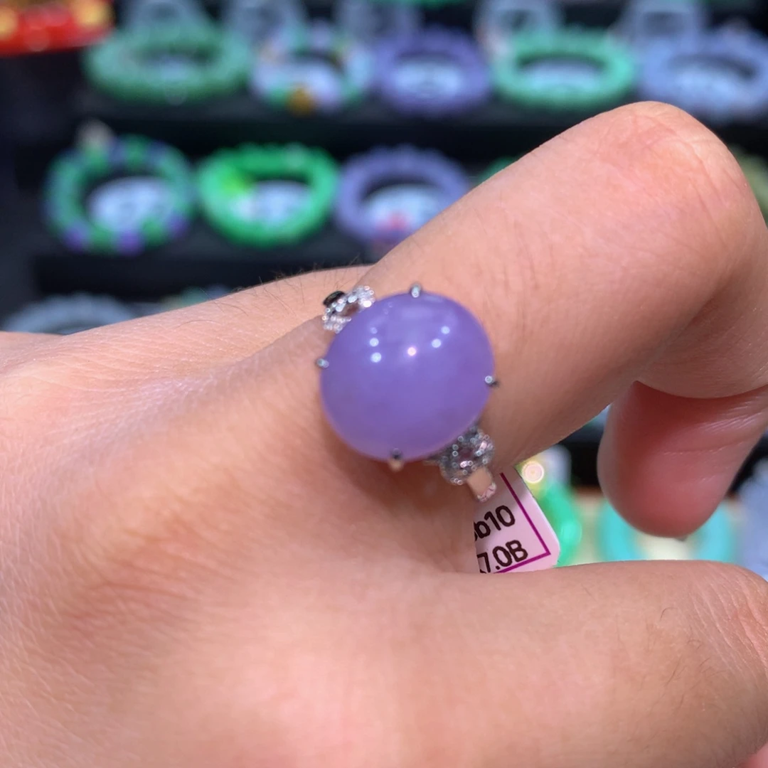 翡翠18K金镶嵌颈饰翡翠