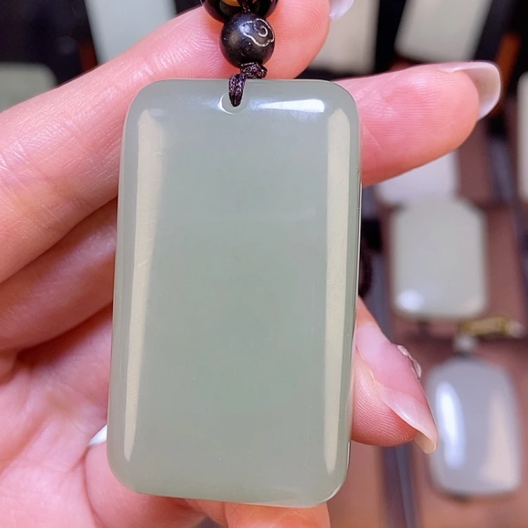 【闪购商品】颈饰未镶嵌和田玉