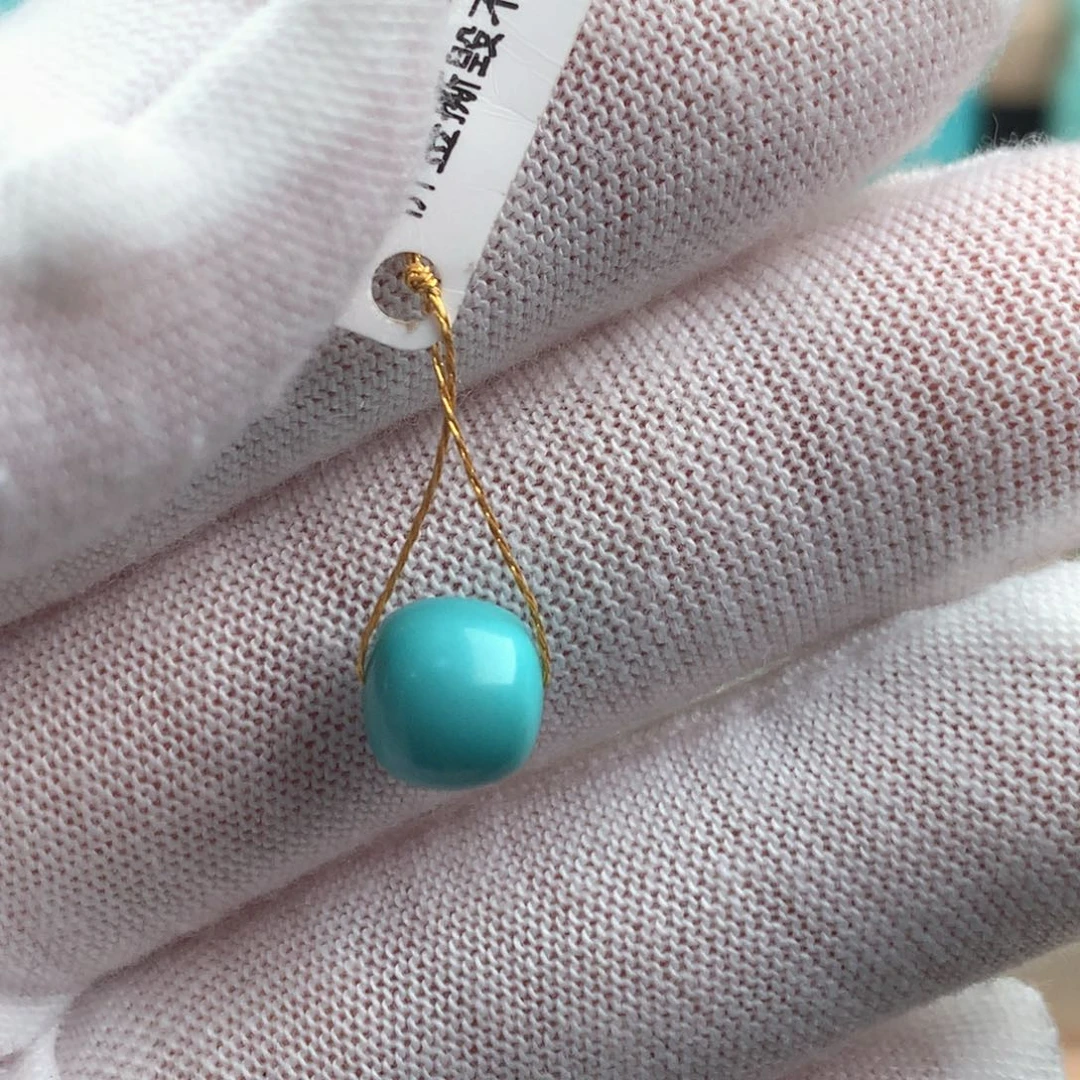 绿松石配饰未镶嵌8.1*7.6