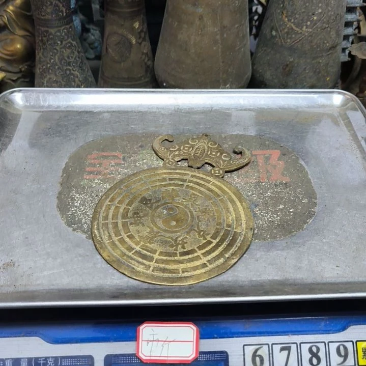 红**草铜器20.66666666666