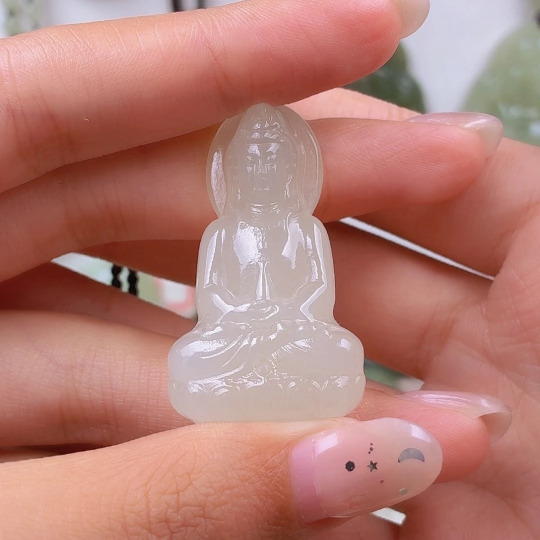 朝***。和田玉未镶嵌颈饰