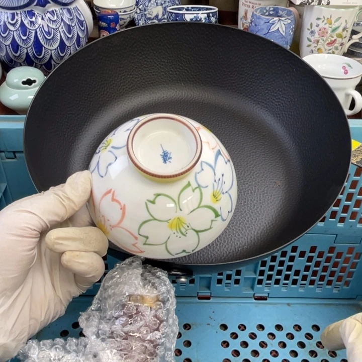 他家瓷器真美…开播了
