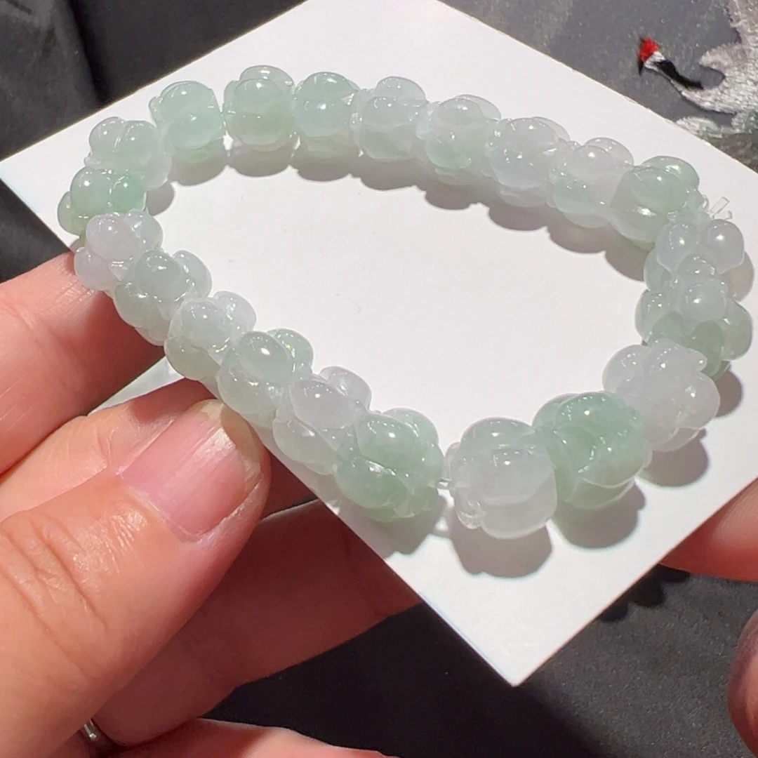 翡翠未镶嵌颈饰手串