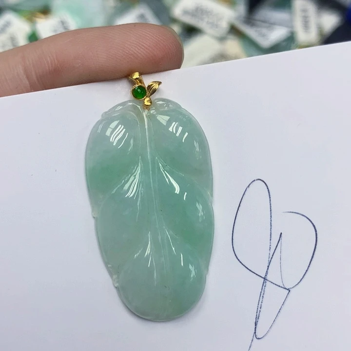 颈饰银S925镶嵌翡翠