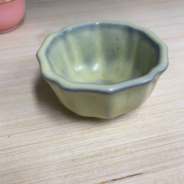 陶瓷哥窑杯子一个