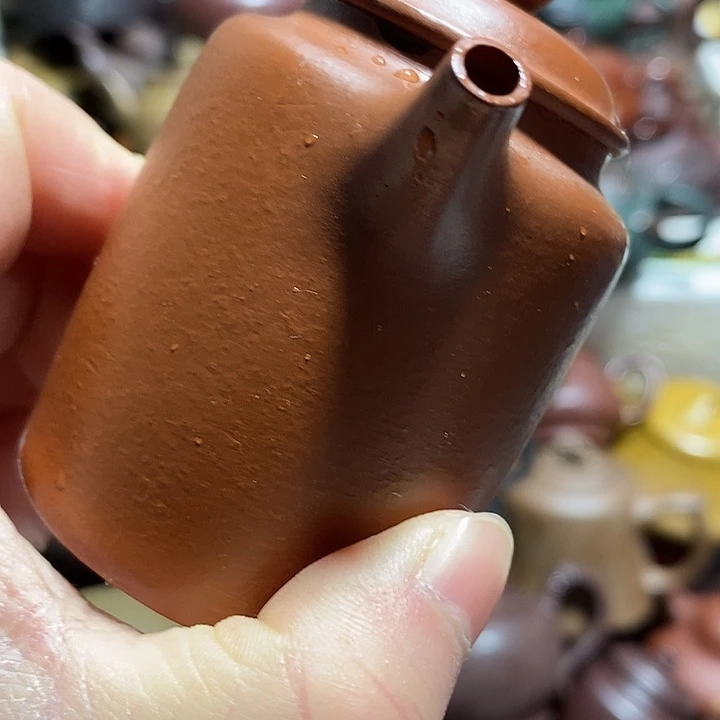 紫砂茶壶口盖微瑕