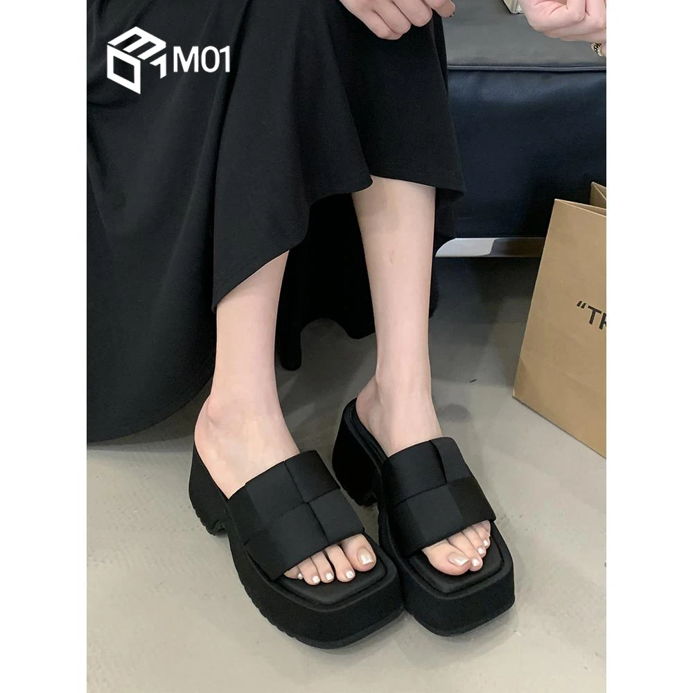 M012025夏高级感配裙子一字拖鞋外穿厚底松糕鞋增高坡跟休闲凉拖
