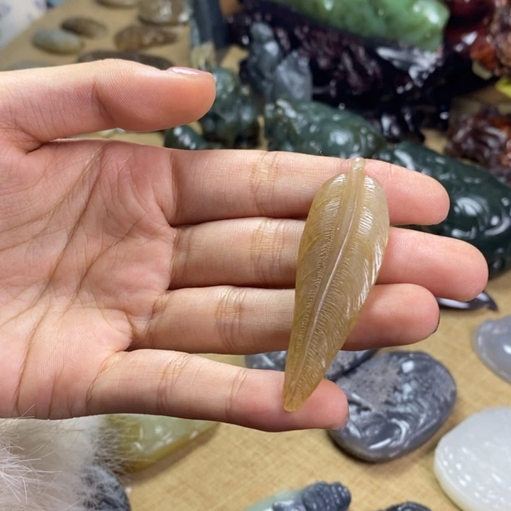 和田玉（糖玉）未镶嵌颈饰