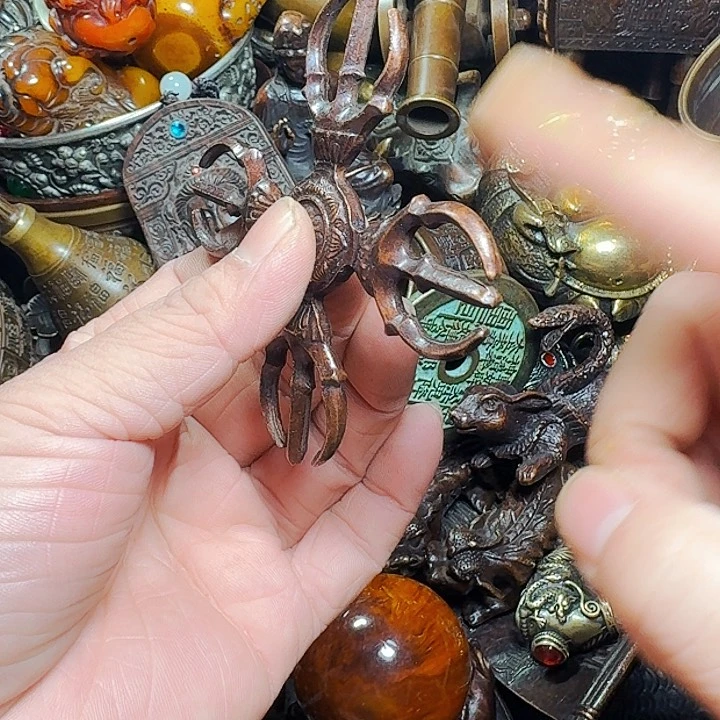 铜器摆件收收藏藏